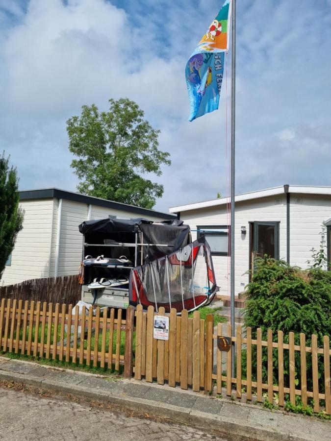Ferienwohnung Direkt Am Strand In Makkum Exteriör bild